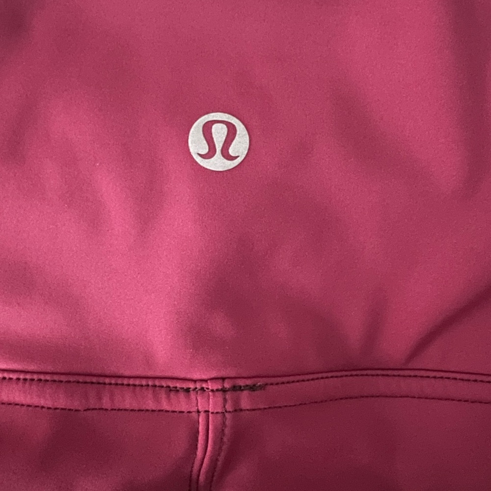 Lululemon Wake & Train Tight *28" Black Satin / Star Ruby Size 8 - Picture 6 of 15